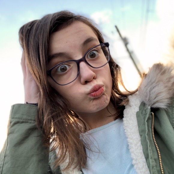 Meet your Posher, Maddie - Picture 1 of 1